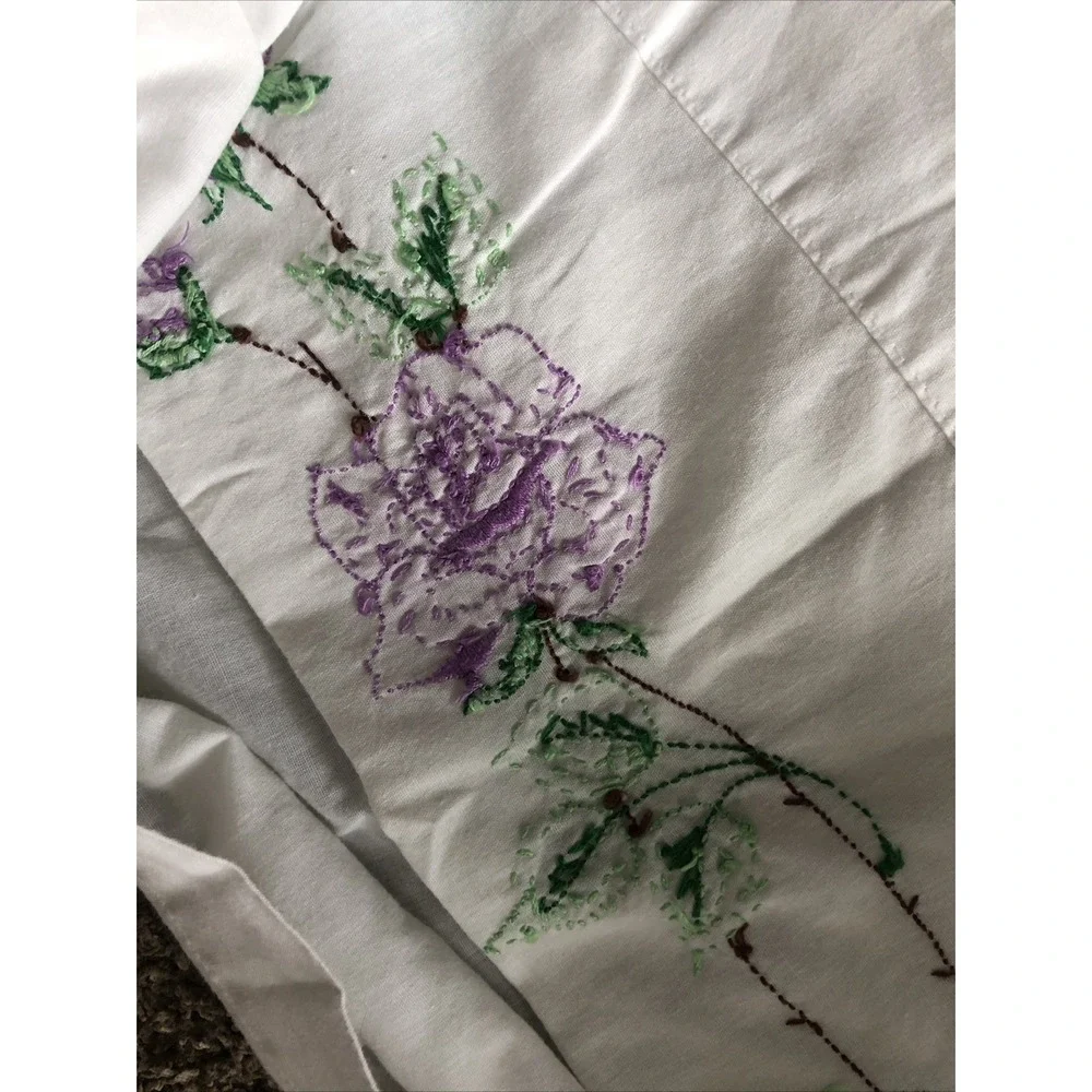 Vtg Embroidered Pillow Cases Pair 30x20 Purple Roses Green Leaves Cottagecore